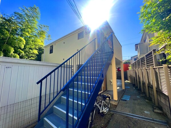 アザレ読売ランドD棟の物件内観写真